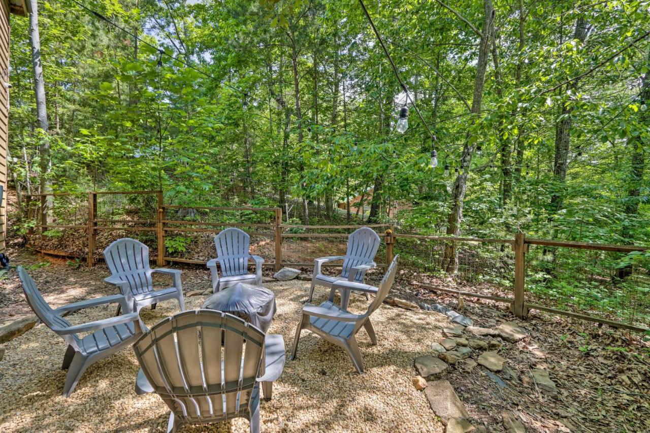 Bumblebee Cottage Murphy Retreat With Hot Tub Salem Dış mekan fotoğraf