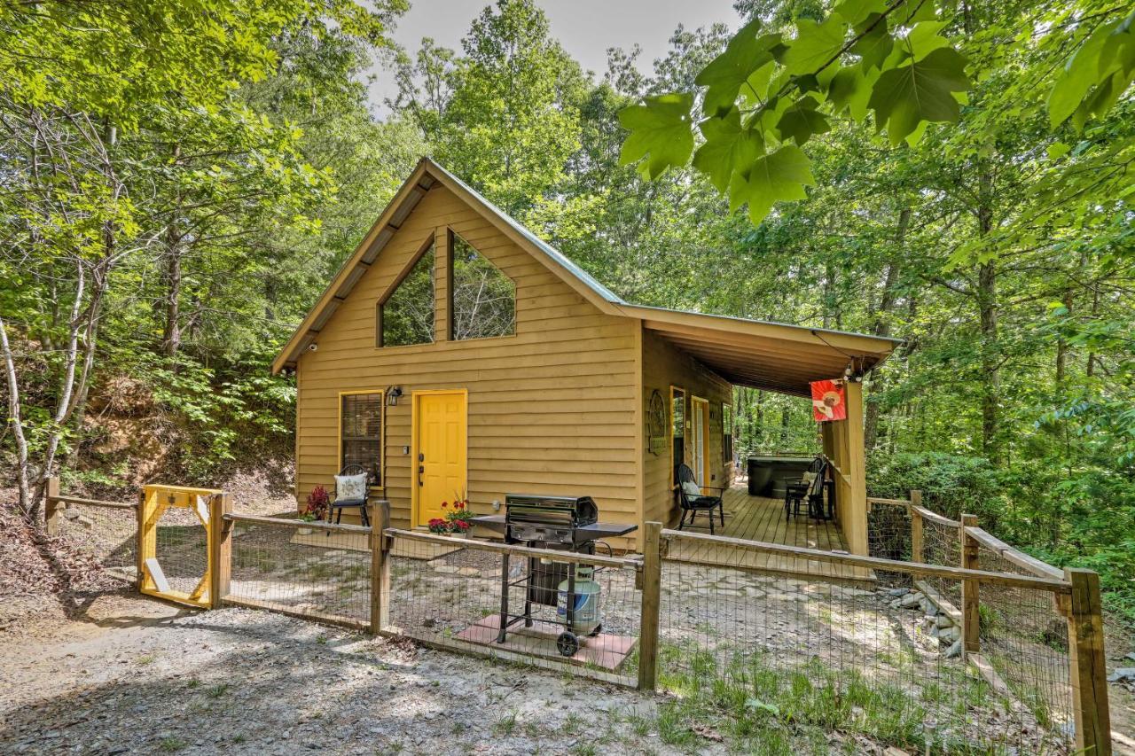 Bumblebee Cottage Murphy Retreat With Hot Tub Salem Dış mekan fotoğraf